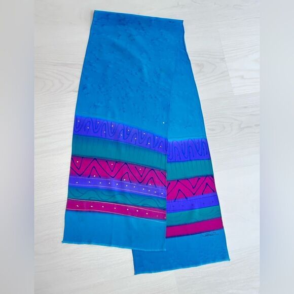 Vintage hand painted silk jewel tones rectangular scarf signed - Picture 6 of 6